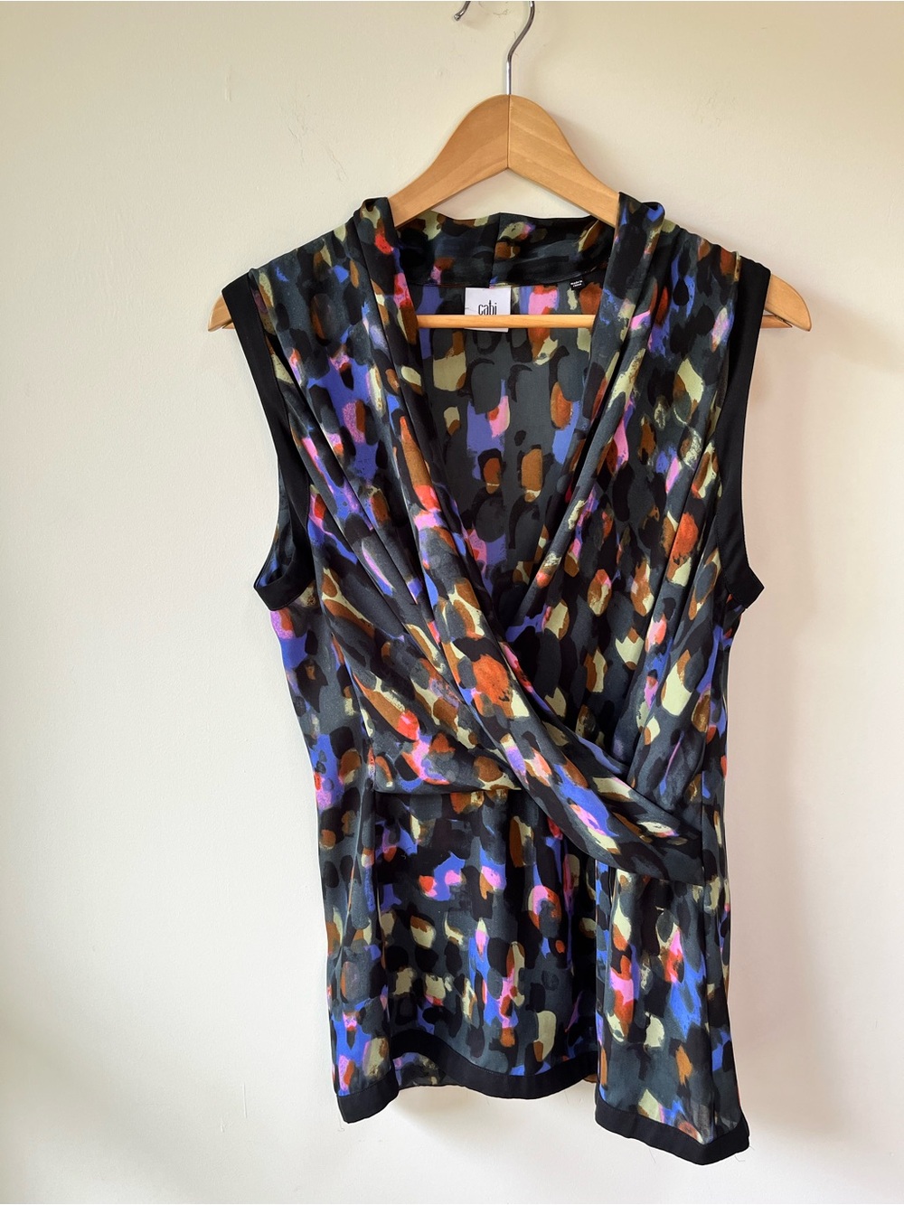 Gorgeous CAbi Multicolor Abstract Print Sleeveless Wrap Top - Roomy Medium